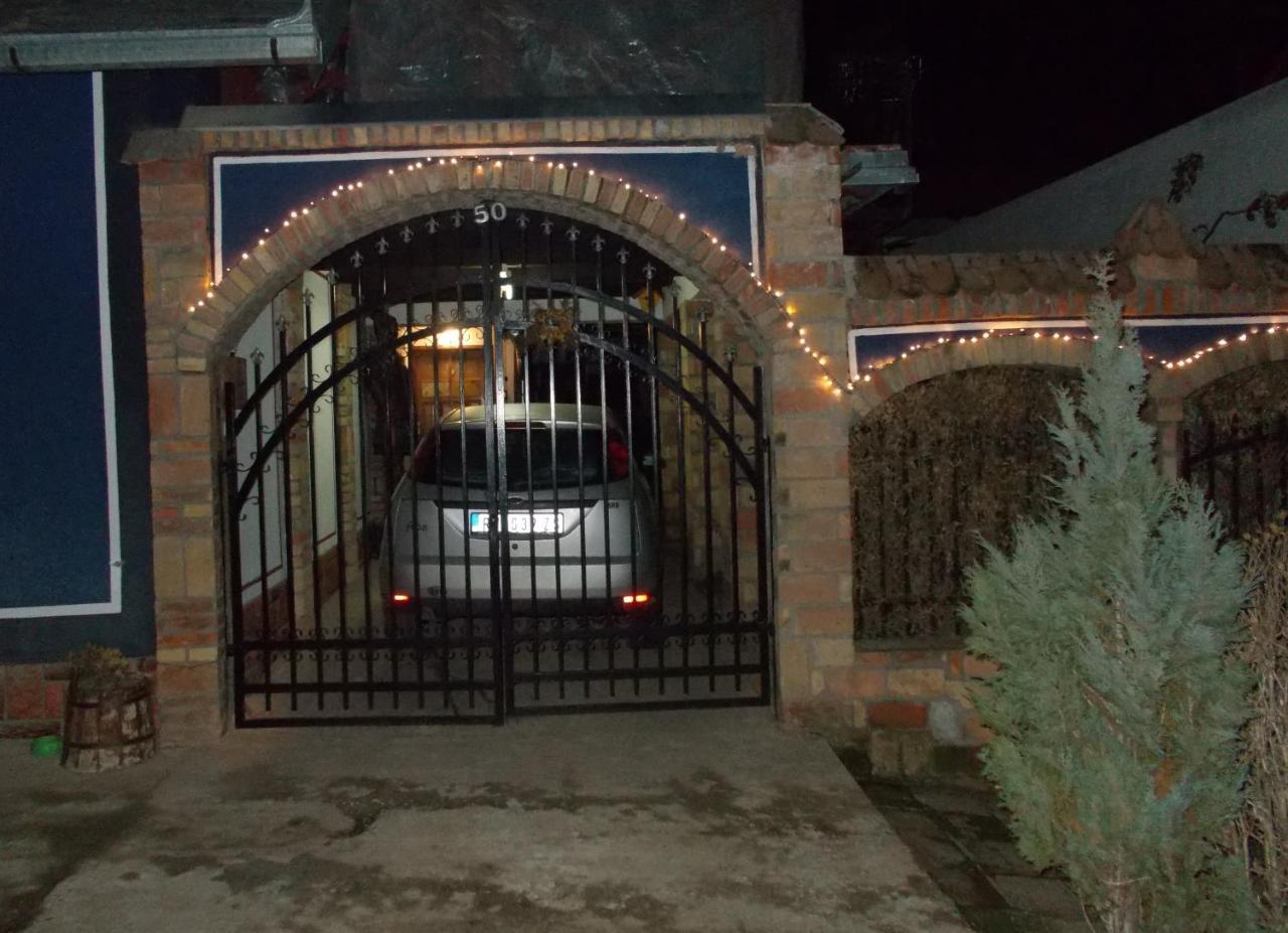 Apartman Vrdnicak Vrdnik Exterior foto
